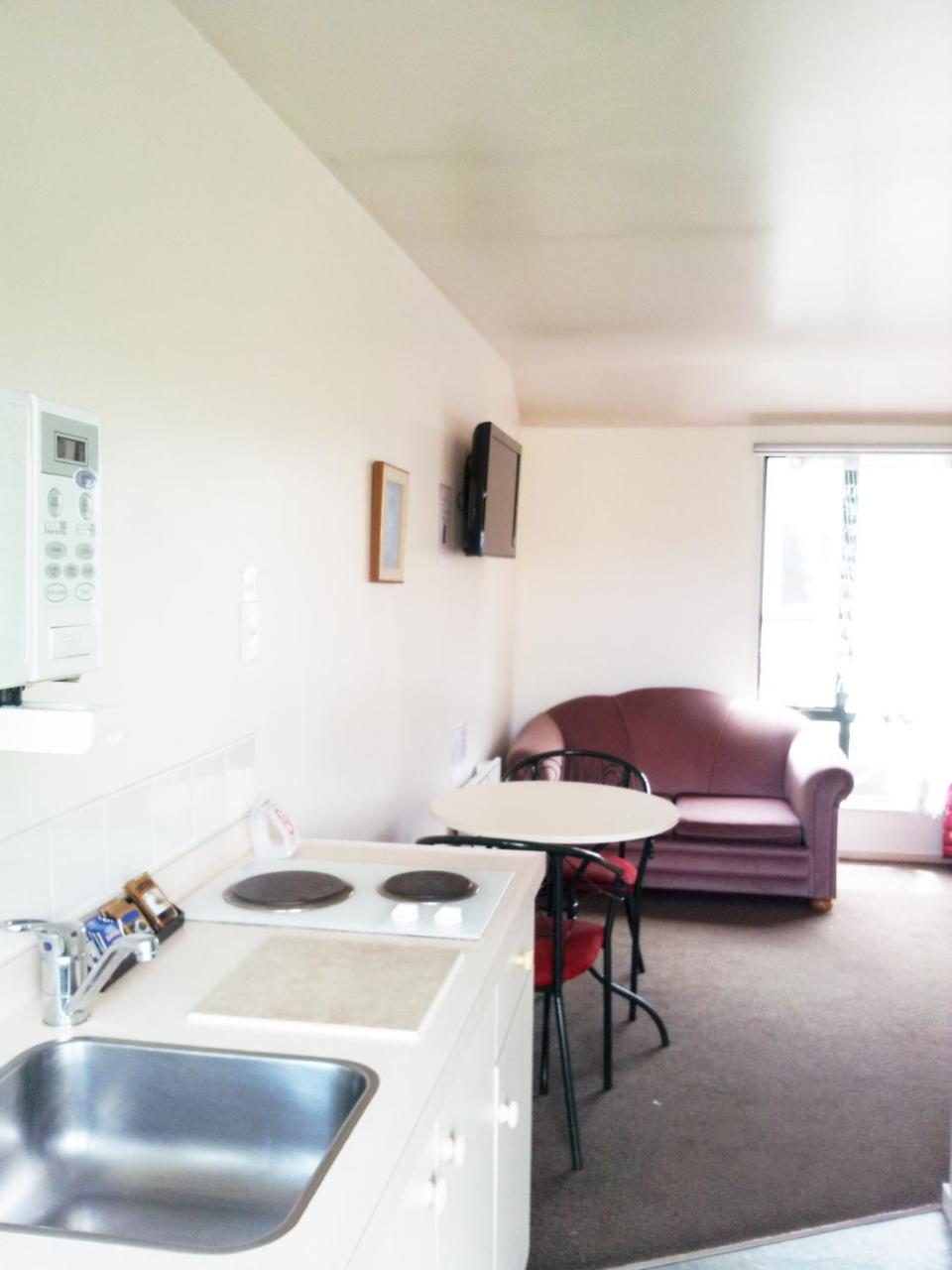 Cherry Tree Lodge Motel ไครสต์เชิร์ช ภายนอก รูปภาพ